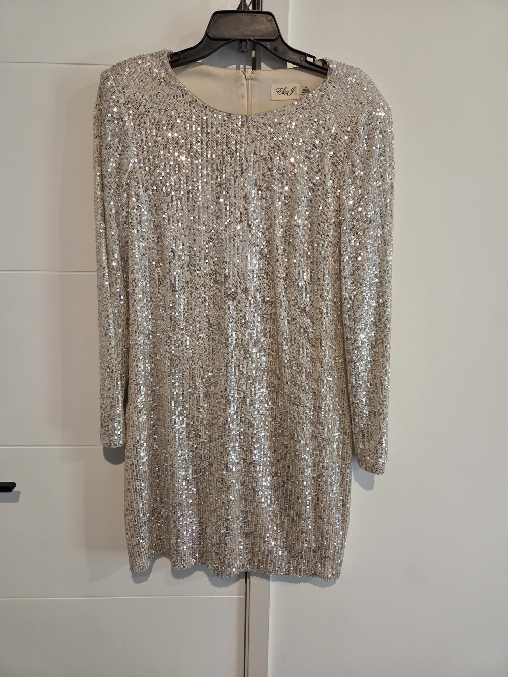 Eliza J Silver Sequin Long-Sleeve Shift Dress